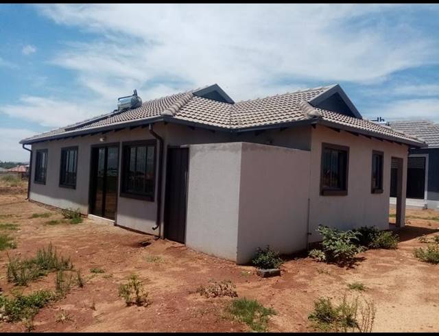 2 BEDROOM HOUSE FOR SALE IN SALFIN